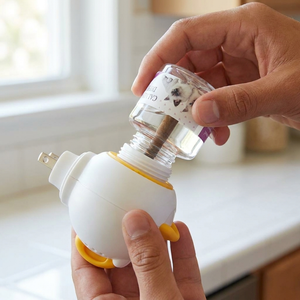 Refills screw into the diffuser head in seconds